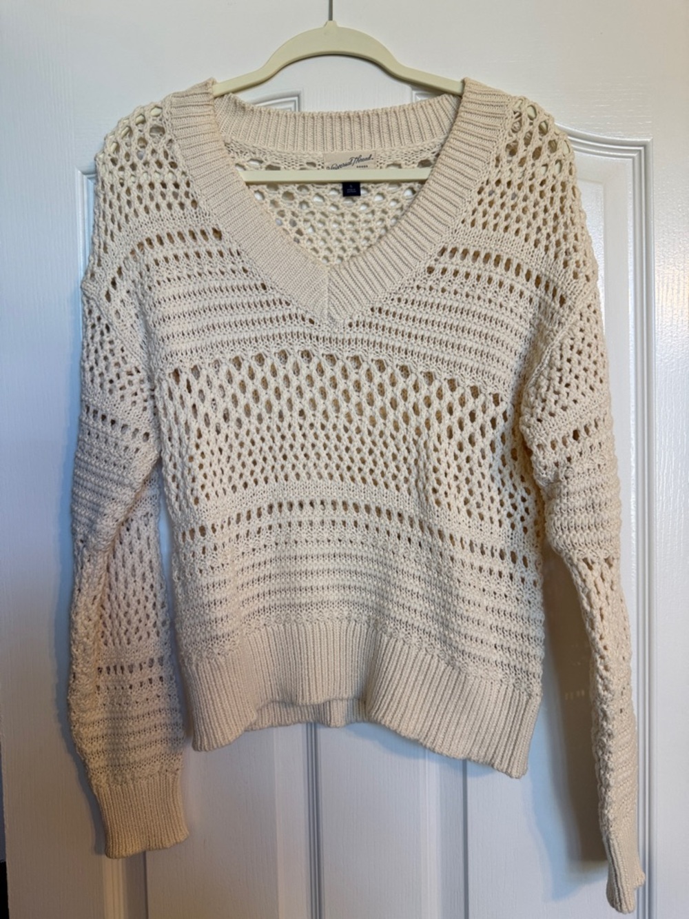 Universal Thread Cream Open-Knit V-Neck Sweater